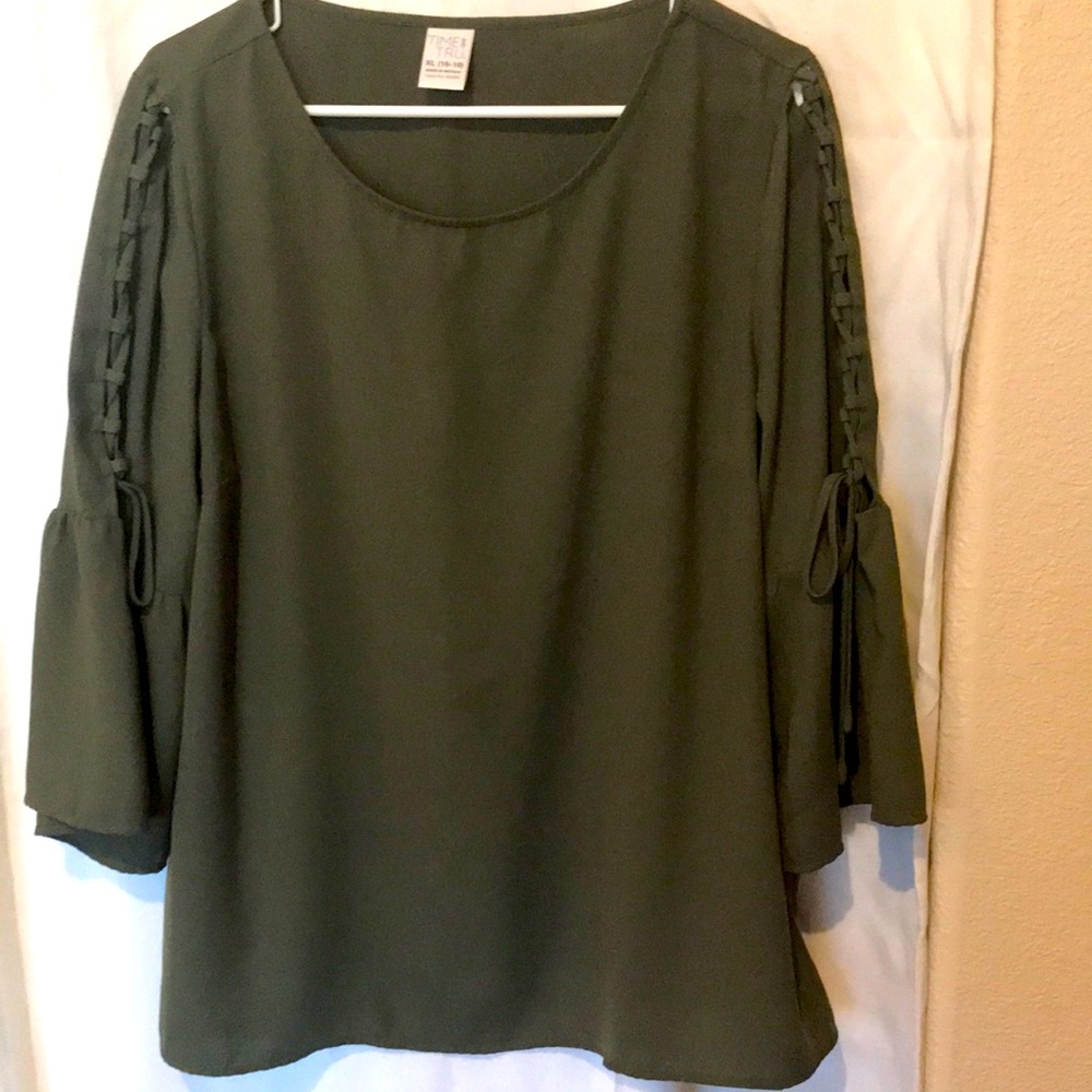 Women’s Sage green dressy blouse